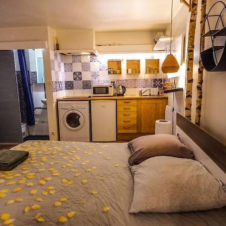 Cozy Studio In The Heart Of París Exterior foto